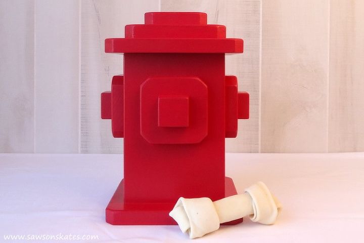 30 great ideas for every pet owner, Reuse Scrap Wood For A Hydrant Container