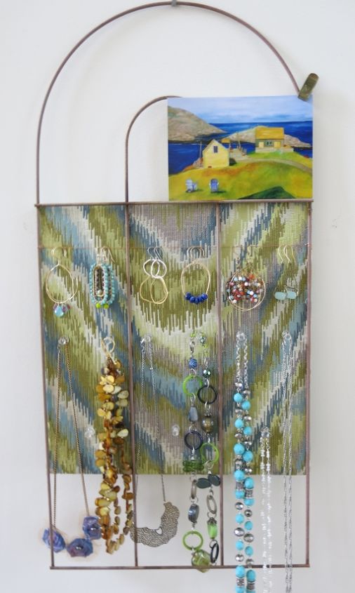 s 30 jewelry organizing ideas that are better than a jewelry box, This recycled garden fence