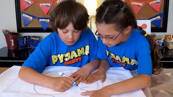 personalized tie dye pillow cases with acrylic paint