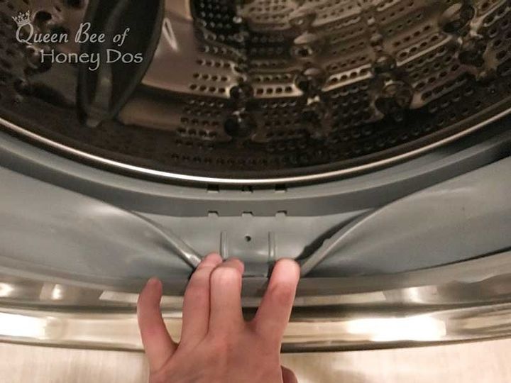 the ultimate solution to stinky washing machine smells