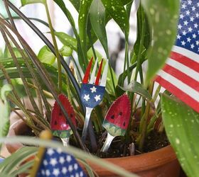 s 30 adorable diy ideas for july 4th, Paint some patriotic silverware