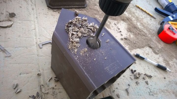 easy diy fence post birdhouse