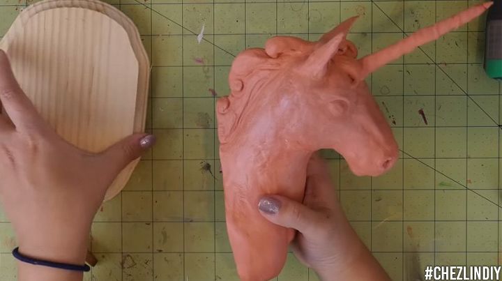 how to make unicorn bust with cd mosaic