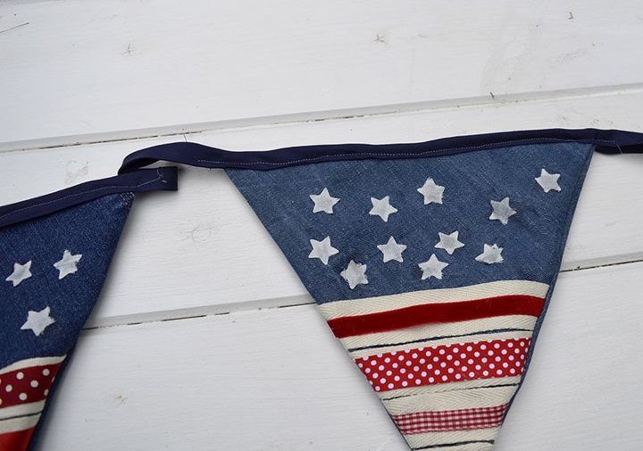 30 ways to use old jeans for brilliant craft ideas, Sew A Line Of Patriotic Bunting