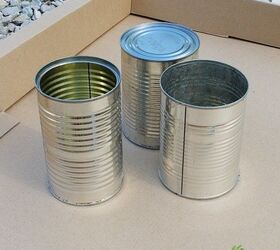 recycled tin can into flower pots