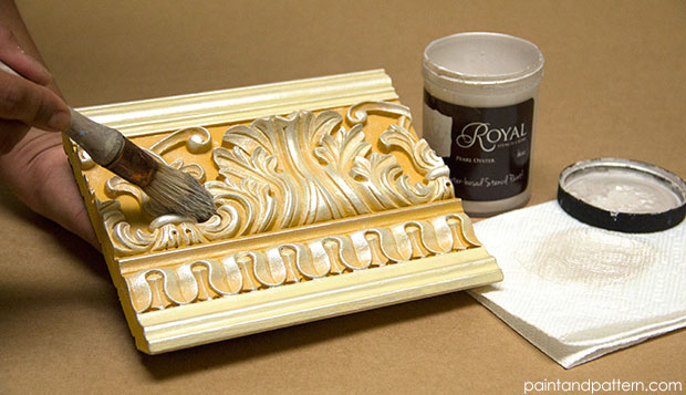 s 30 jaw dropping decorating techniques you ve never seen before, 4 chalk paint techniques for carved surfaces