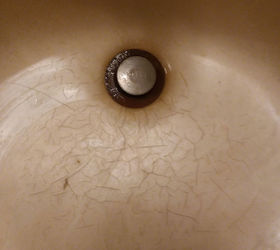 How to Repair a Cracked Porcelain Sink