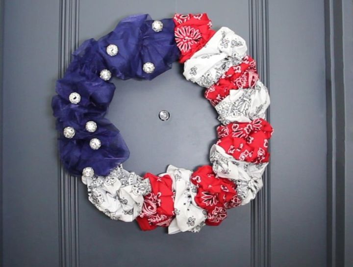 s 10 patriotic projects perfect for your fourth of july party, Stuff Bandanas In Wire Wreaths