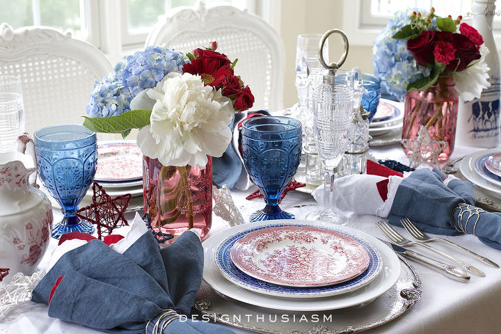 s 10 patriotic projects perfect for your fourth of july party, Have A Beautiful Brunch Tablescape