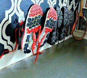 30 amazing ways to organize your shoes, Nail plastic hooks in the bottom of a wall