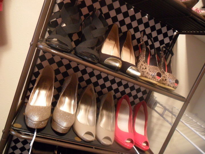 30 amazing ways to organize your shoes, Spice up a simple rack to display your shoes