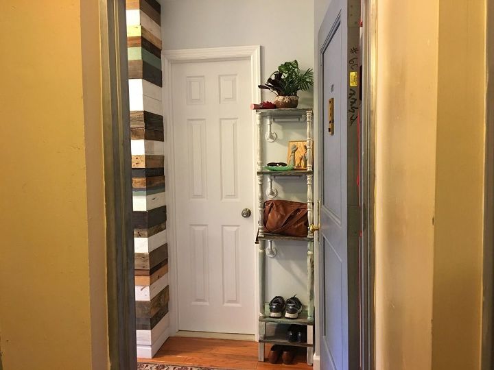 30 amazing ways to organize your shoes, Add your shoes to an entryway unit