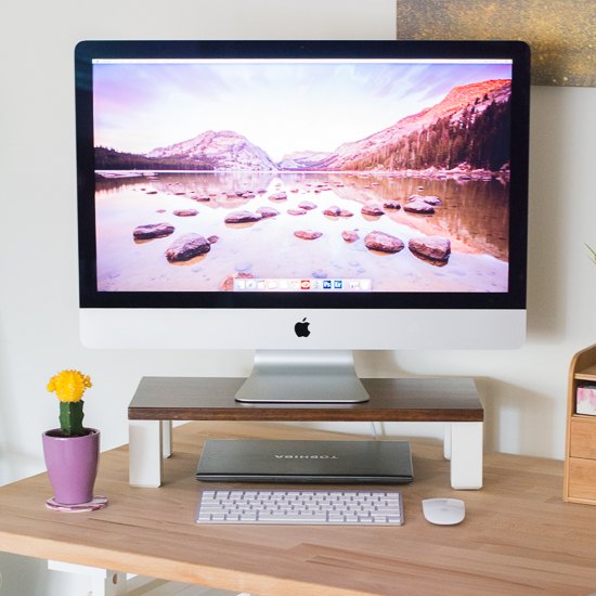 30 ideas para que tu oficina tenga un aspecto estupendo, Elegante soporte de monitor