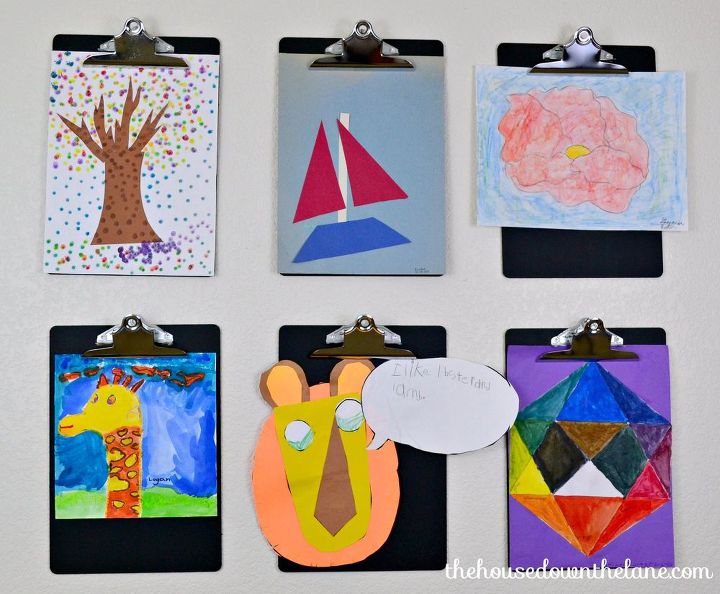 31 creative ways to fill empty wall space, Create a kids art gallery