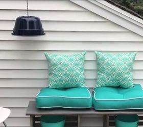 15 formas decorativas de embellecer el patio en familia, Luz colgante para el patio con una maceta de 2 d lares