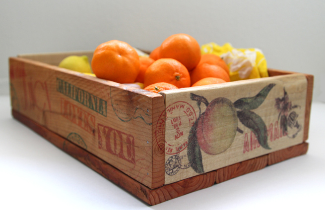 15 increbles proyectos con cajas que puedes hacer con poco tiempo, Rellena la fruta en una caja de palets decorativa