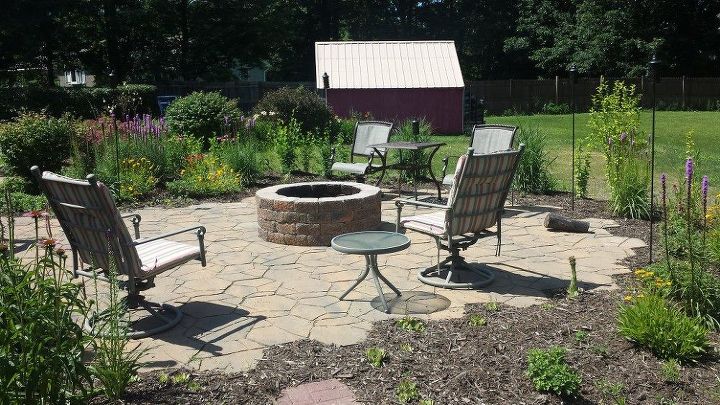 30 neat ideas to upgrade your backyard, Turn a shabby pool into a lovely patio