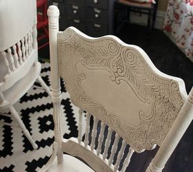 How To Paint Plastic Furniture - A Dixie Belle Tutorial 