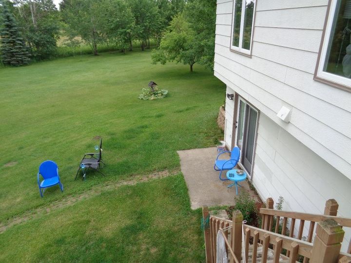 q what is the best way to add a flat deck onto a retaining wall