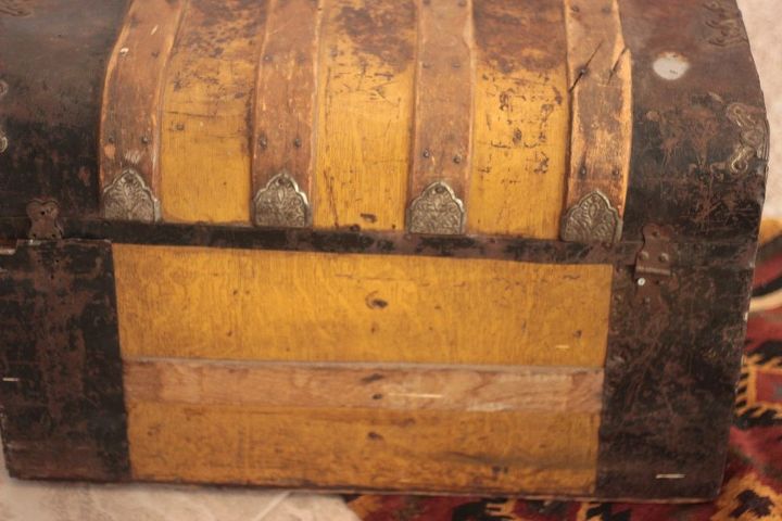 q where do i find the materials to restore this old trunk