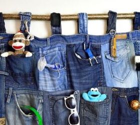 30 magnficas formas de mantener tu casa organizada, Recorta tus jeans para tener un organizador de bolsillos