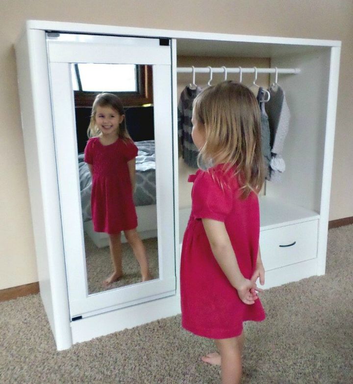 s 17 parents who deserve a standing ovation today, This mom who gave her lil lady a mini closet