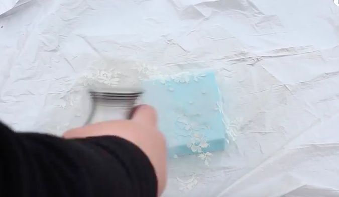 how to diy lace canvas wall ar