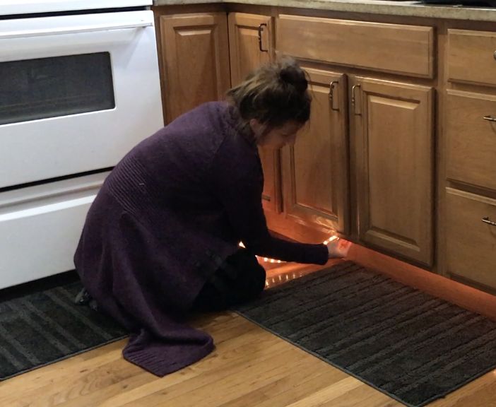 How to Banish Kitchen Gloom: Genius Under Cabinet Lighting!