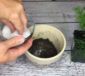Creative gardener pours salt into her plants for this easy and clever hack
