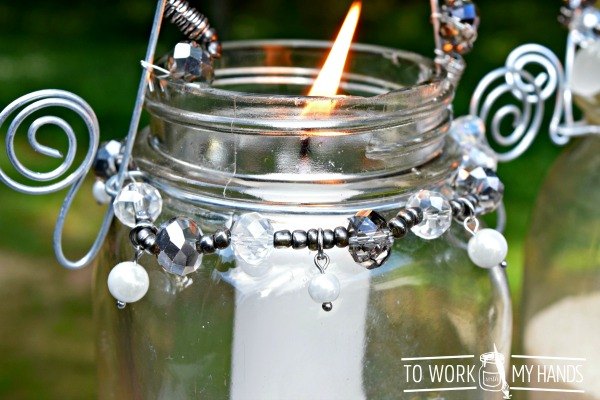 frascos de pedreiro antigos transformados em lanternas de velas