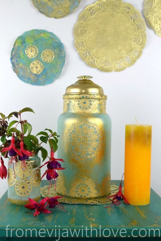 lanterna de inspirao marroquina feita com velhas toalhinhas de vidro e papel