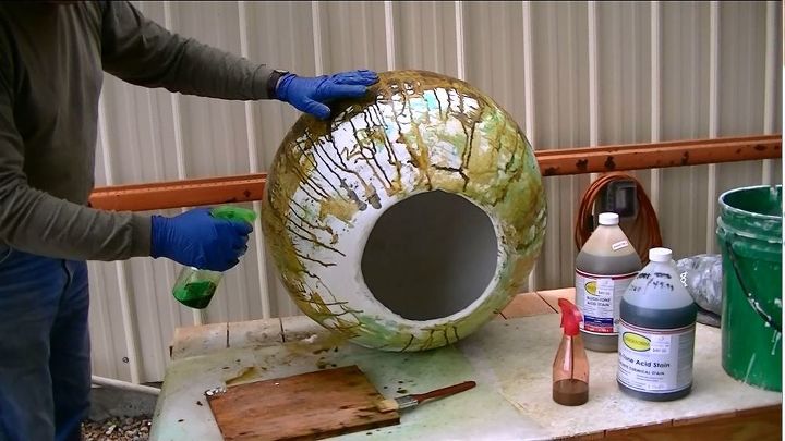 how to use a yoga ball to make a concrete sphere planter