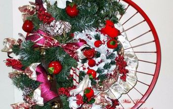 Llanta de la bicicleta RePurposed en 2017 Holiday Wreath