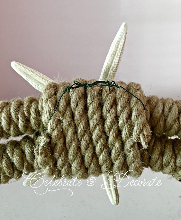 diy coastal wreath