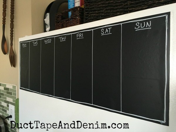 31 super cute easy diy ideas for your kitchen, Or This Chalkboard Meal Planner
