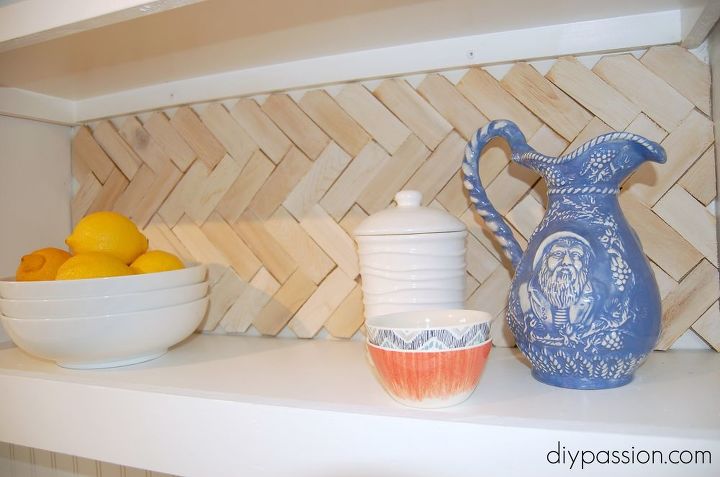 31 super cute easy diy ideas for your kitchen, This Quick Backsplash Update