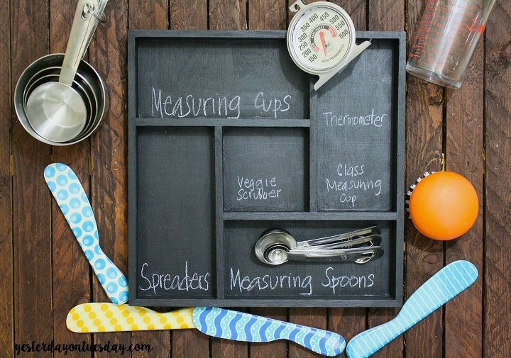 31 super cute easy diy ideas for your kitchen, This Chalkboard Drawer Tray