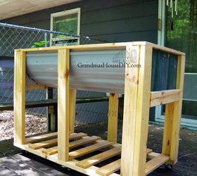 tall garden planter on wheels how to build