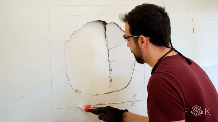 how to patch large drywall holes