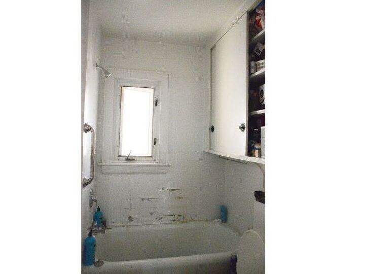 q shower rod issue in old bathroom