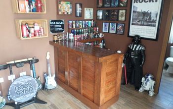 Old Desk... Home Bar!