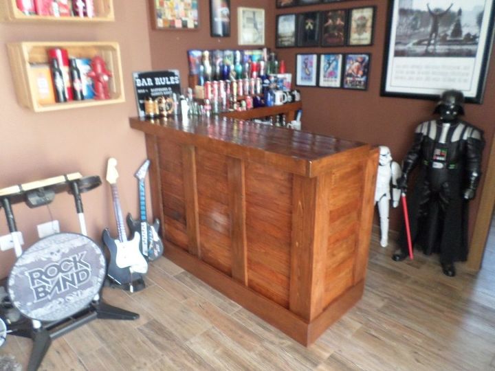 escritorio viejo bar casero