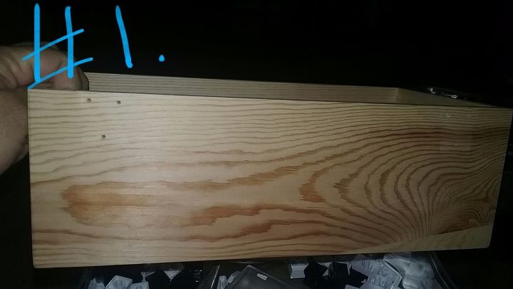 caja de madera para manualidades decoupage, La parte trasera de la caja de madera