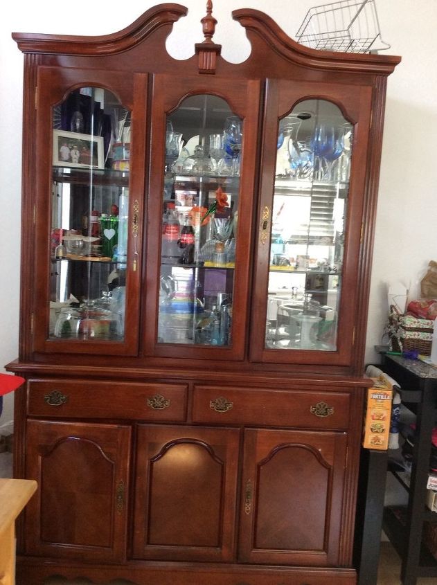 q how do you repaint a china cabinet