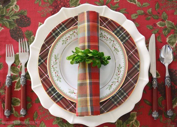 christmas in july and i have a diy napkin ring for your holiday table it s also a