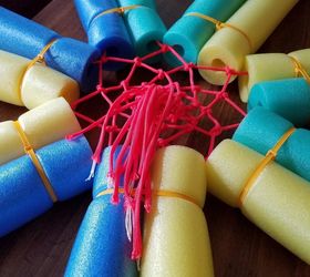 How To Make A DIY Pool Noodle Flower Float For Ultimate Pool Lazing ...