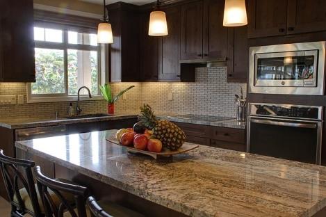 t why are white cabinets so popular