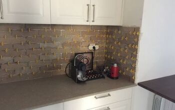 How clean grout from a brick ?