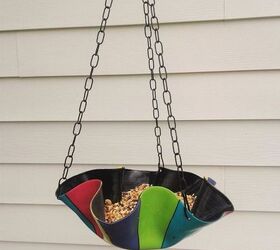 upcycle an old record into a beautiful bird feeder