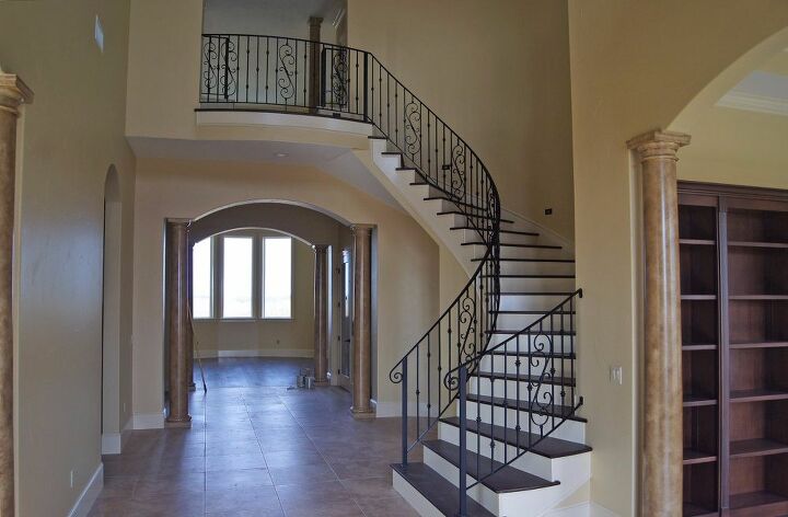 q suggestions for a circular wall stairs